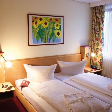 וילינגן Hotel Garni Elegant חדר תמונה