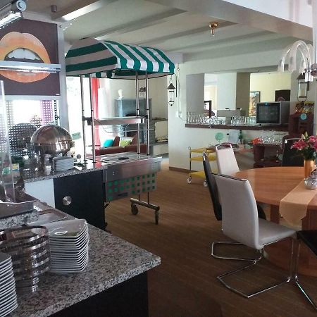 וילינגן Hotel Garni Elegant מראה חיצוני תמונה