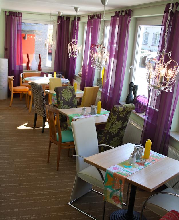 וילינגן Hotel Garni Elegant מראה חיצוני תמונה
