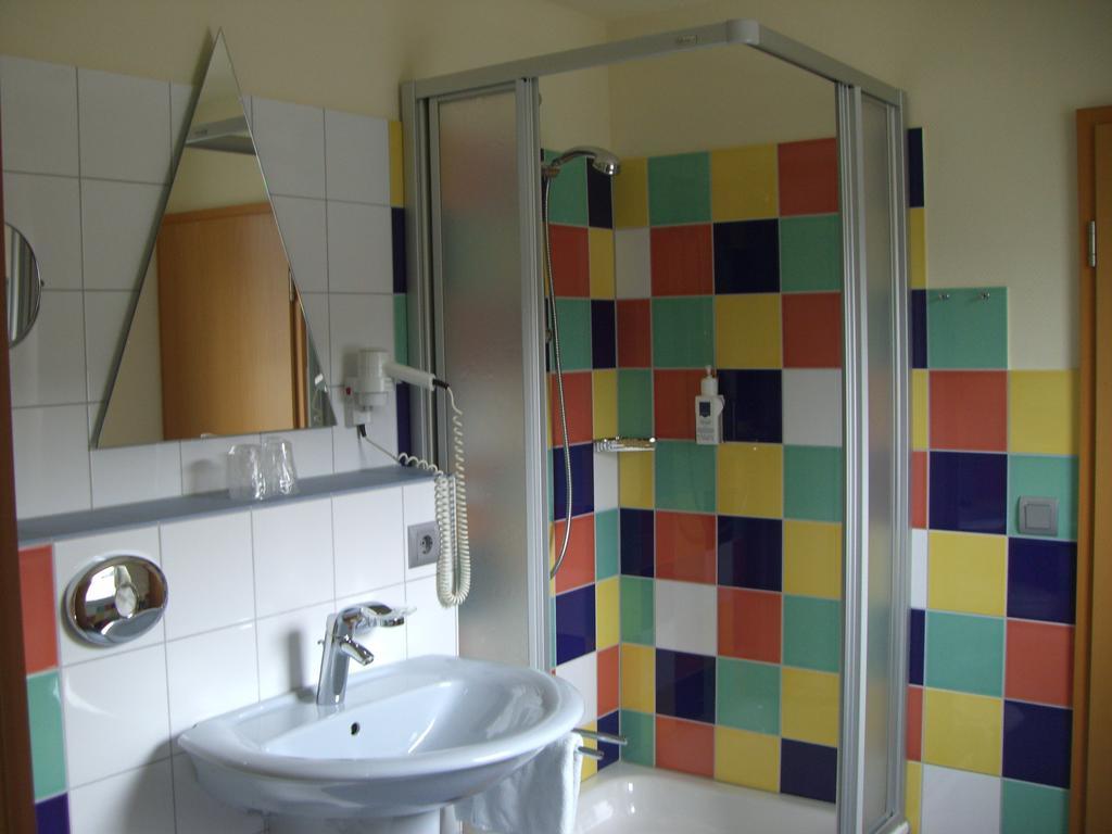 וילינגן Hotel Garni Elegant חדר תמונה